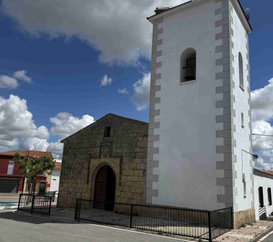 Iglesia de San Juan Bautista Iglesia de San Juan Bautista